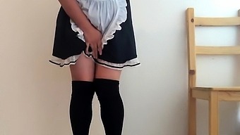 Cute Japanese Maid Pees Herself