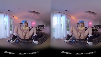 Homemade VR porn movie with redhead girlfriend Penny Pax. HD