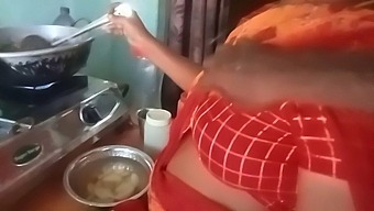 Tamil aunty boobs   